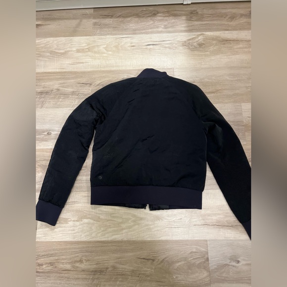 Lululemon reversible black jacket - Picture 3 of 5